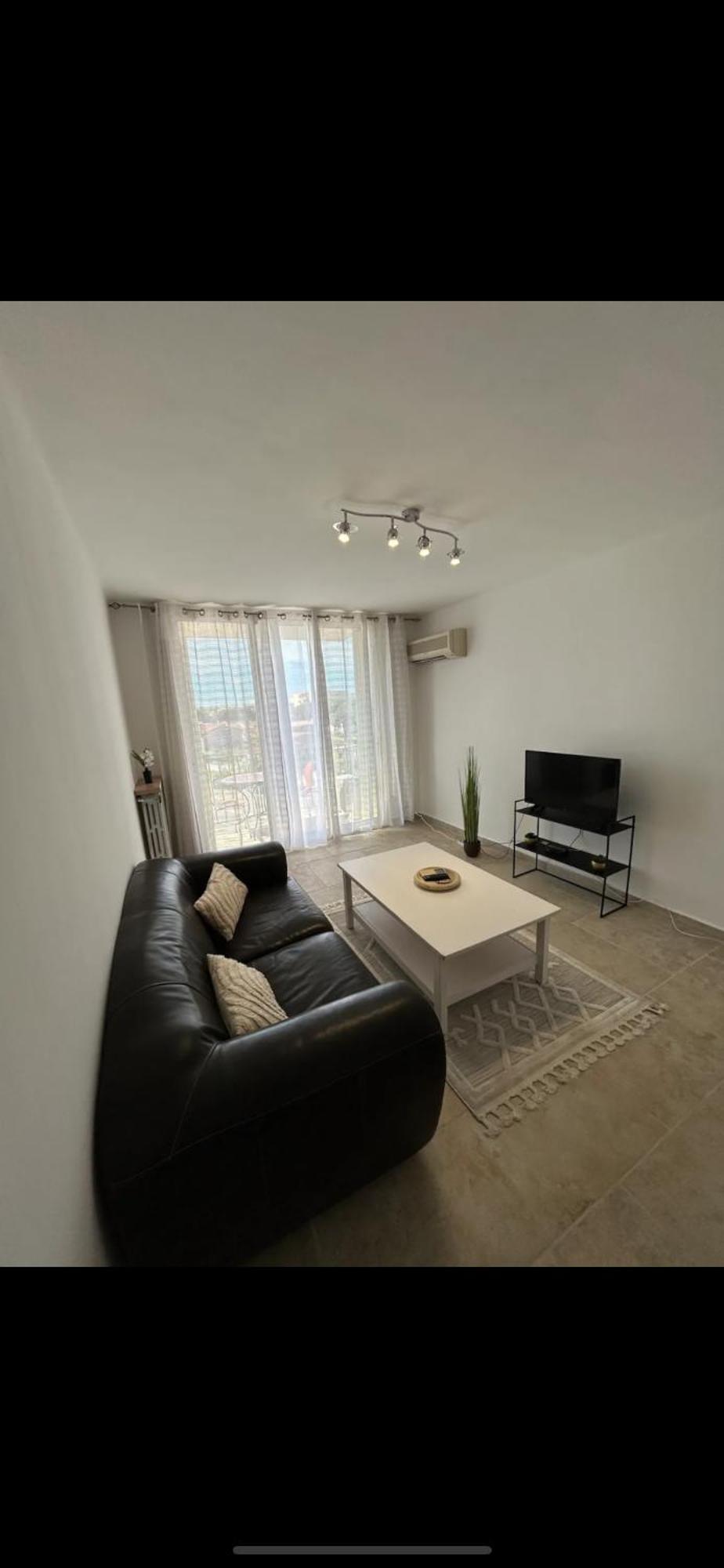 T3 5 -10 Min A Pied De La Et 10 Min Aqualand Appartement *